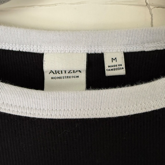 Aritzia | HomeStretch™ Rib Crew Waist T-Shirt | M | Black - Picture 4 of 5